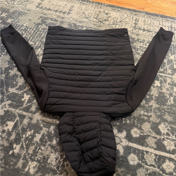 Lululemon black puffer coat. New without tags. - Picture 3 of 4